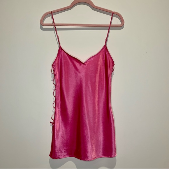La Senza Pink Satin Open Side Lingerie Tank Top - Picture 2 of 5
